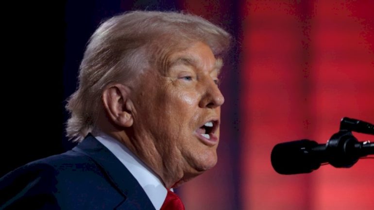 trump-set-to-visit-federal-reserve,-ratcheting-up-pressure-on-chair-jerome-powell