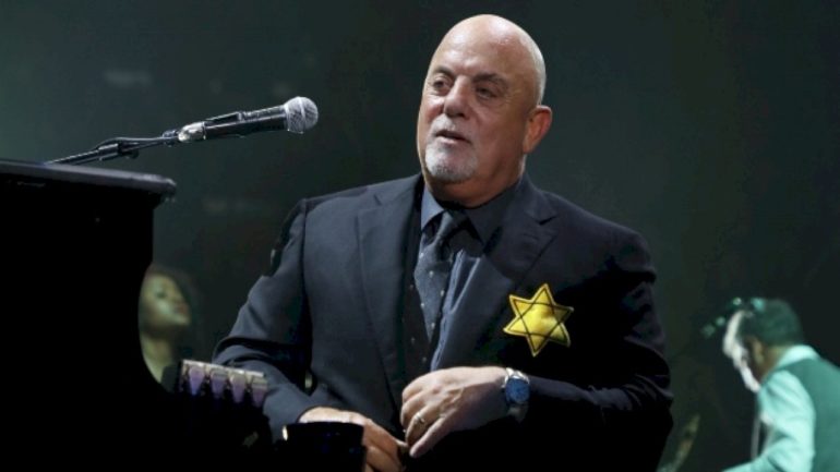 billy-joel-blasts-trump-over-charlottesville-comments-in-new-documentary