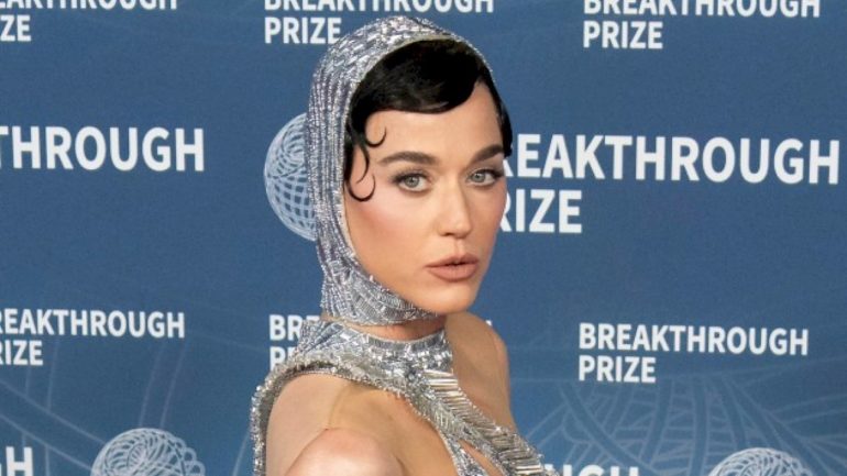 katy-perry-spotted-out-to-eat-with-former-canadian-pm-justin-trudeau