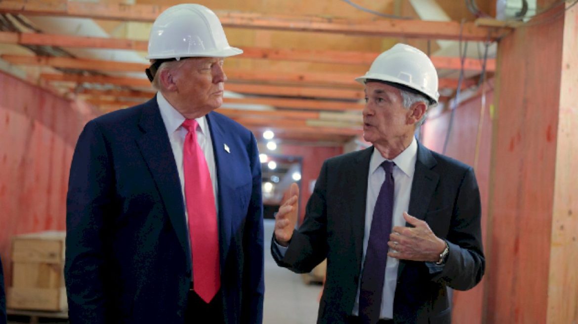 fed-holds-interest-rates-steady,-defying-trump’s-pressure