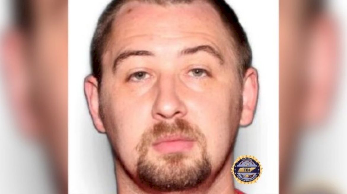man-at-large-after-allegedly-killing-4-people,-leaving-baby-alive-in-tennessee:-officials