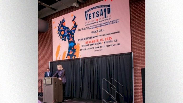 joe-walsh-bringing-vetsaid-charity-concert-to-his-kansas-hometown