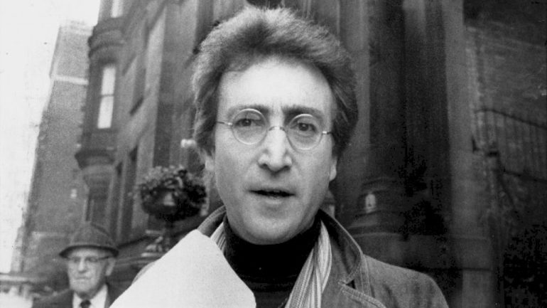 john-lennon-confidant-says-he-was-jealous-of-‘attention’-paul-mccartney-got-in-the-’70s