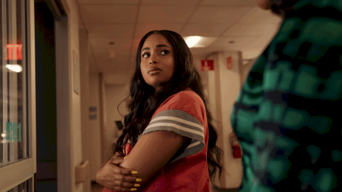 hannaha-hall-says-playing-tiffany-in-‘the-chi’-taught-her-how-to-have-‘more-grace’-for-people