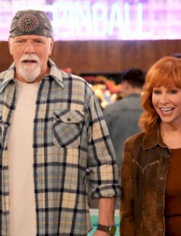 is-reba-getting-romantic-on-‘happy’s-place’-this-season?