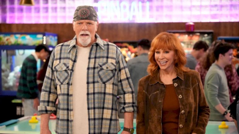 is-reba-getting-romantic-on-‘happy’s-place’-this-season?