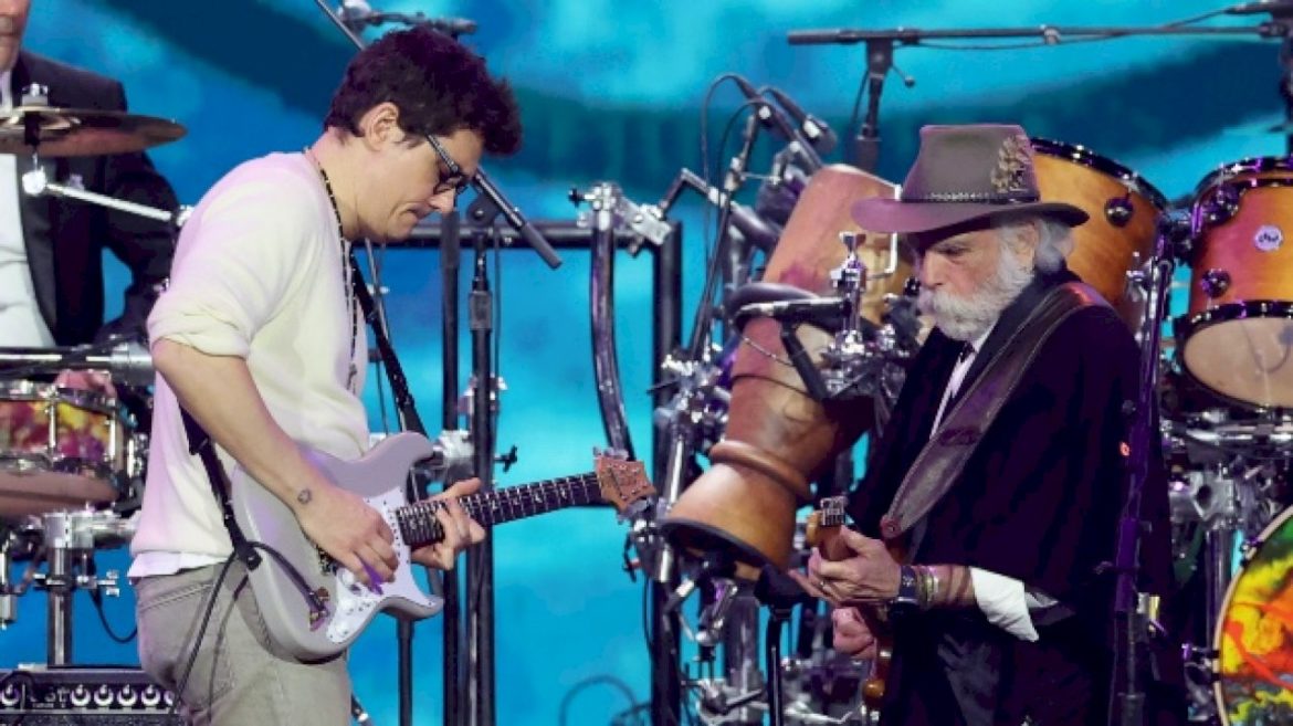 john-mayer-calls-playing-with-dead-&-company-‘the-great-honor-of-my-life’