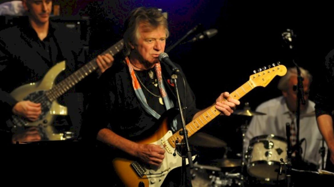 rocker-dave-edmunds-expected-to-make-full-recovery-after-suffering-cardiac-arrest