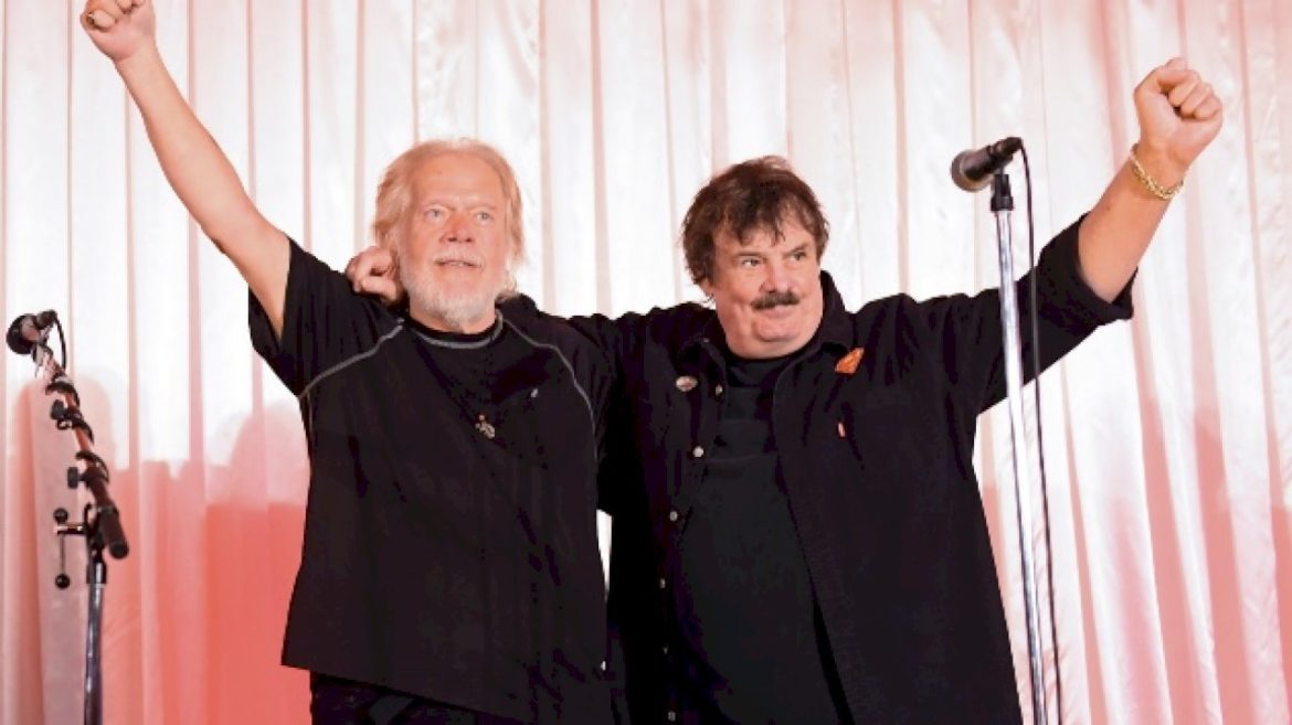 randy-bachman-and-burton-cummings-set-for-a-second-the-guess-who-show
