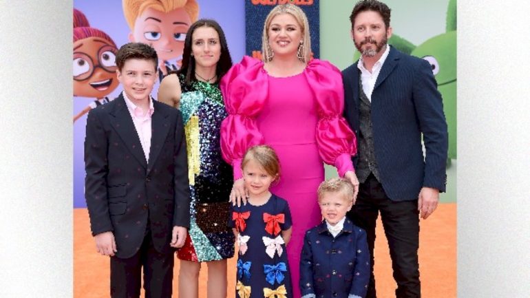 brandon-blackstock,-kelly-clarkson’s-ex-husband-and-father-of-her-children,-has-died