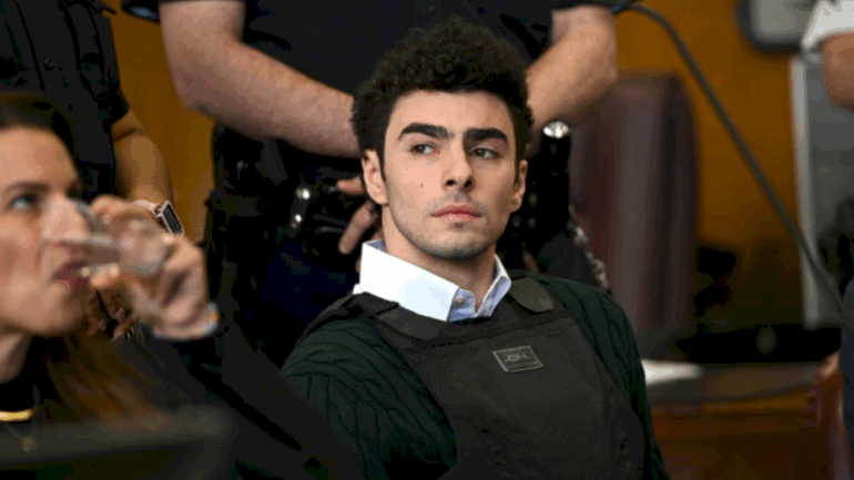 man-charged-with-cyberstalking-slain-unitedhealthcare-ceo’s-family-member