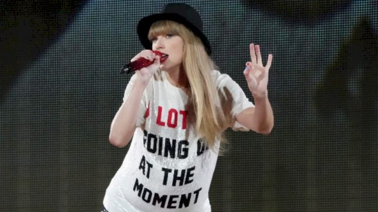 a-taylor-swift-super-bowl?-even-the-49ers-are-wondering-about-it