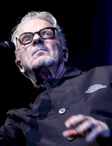 devo’s-mark-mothersbaugh-has-a-backup-plan-if-band-doesn’t-get-into-rock-&-roll-hall-of-fame