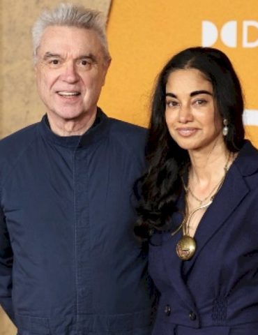 talking-heads’-david-byrne-reveals-engagement
