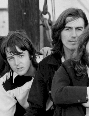 the-beatles-celebrate-‘anthology’-series-with-new-documentary,-music-and-print-releases
