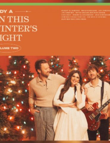lady-a-cues-up-a-‘wonderful-christmastime’-with-second-holiday-album