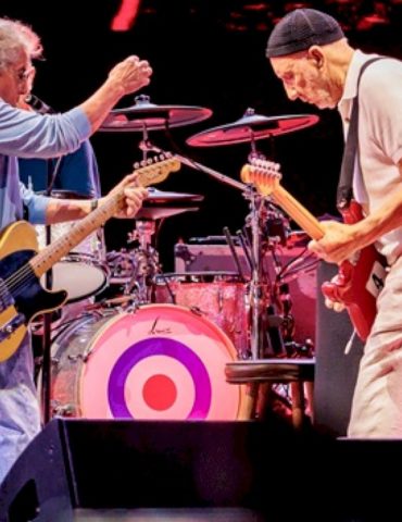new-who?-only-if-roger-daltrey-can-co-write-with-pete-townshend