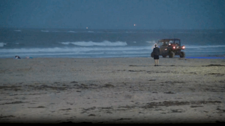 17-year-old-boy-drowns-during-high-surf-conditions-at-new-hampshire-beach:-officials