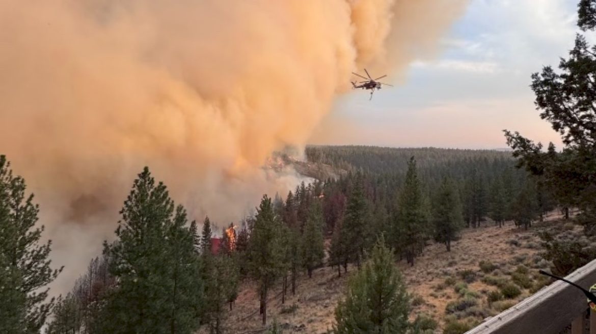 firefighter-dies-battling-1-of-multiple-wildfires-in-the-west