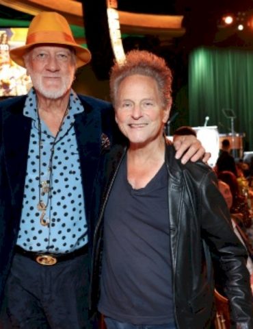 fleetwood-mac-members-featured-on-song-miley-cyrus-wrote-for-billy-ray-cyrus