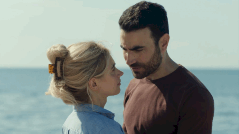 brett-goldstein-stars-in-trailer-for-new-romance-film-‘all-of-you’