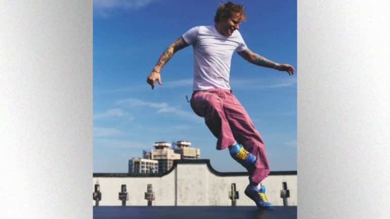 ed-sheeran-raises-more-than-$1-million-for-charity-by-selling-his-splatter-paintings
