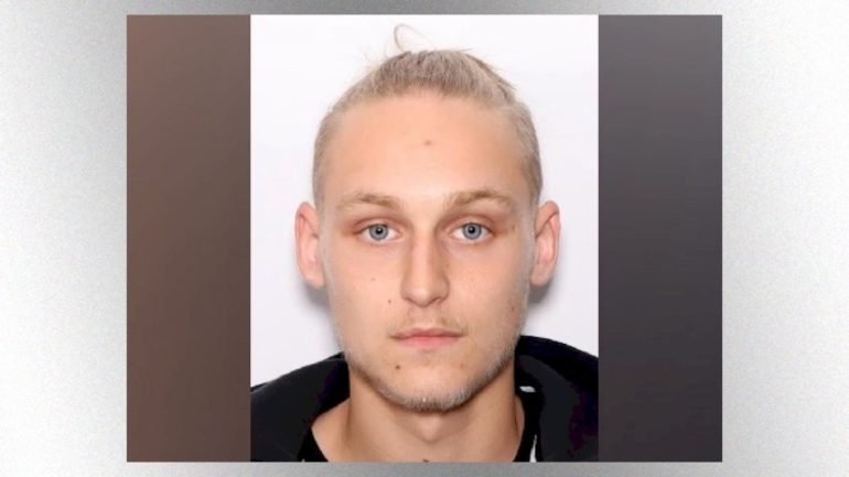 virginia-police-seek-help-in-manhunt-for-suspect-in-fatal-freeway-shooting