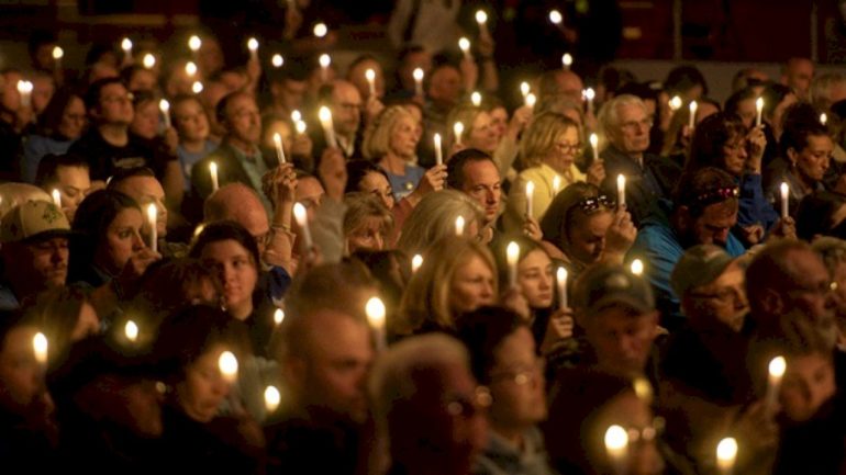 100-maine-mass-shooting-survivors,-victims-families-sue-the-government
