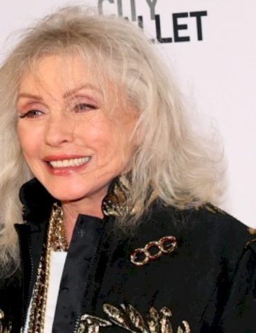 blondie’s-debbie-harry-on-the-band’s-new-album:-‘it-feels-like-blondie’