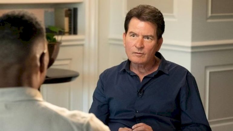 charlie-sheen-admits-he-was-a-sex-addict,-says-he-was-extorted-by-partners