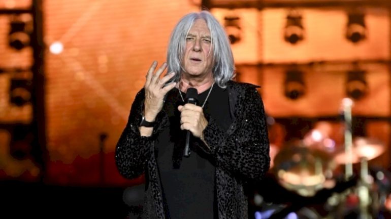 def-leppard’s-joe-elliott-shares-update-on-band’s-new-music
