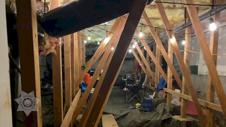 man-arrested-for-living-in-crawl-space-of-condo-complex-for-‘extended-period-of-time’:-sheriff