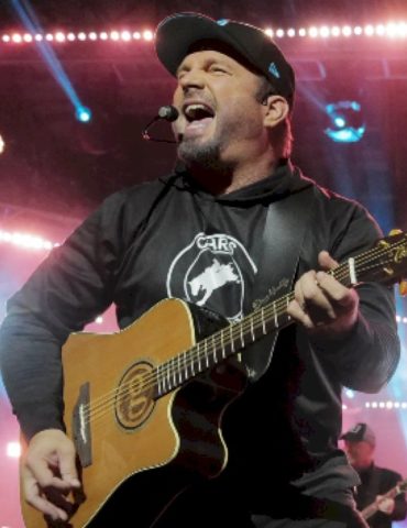 ‘milwaukee,-here-i-come’:-garth-brooks-to-play-summerfest