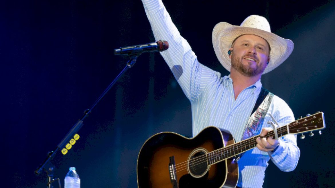 cody-johnson-clinches-first-cma-nom-for-entertainer-of-the-year
