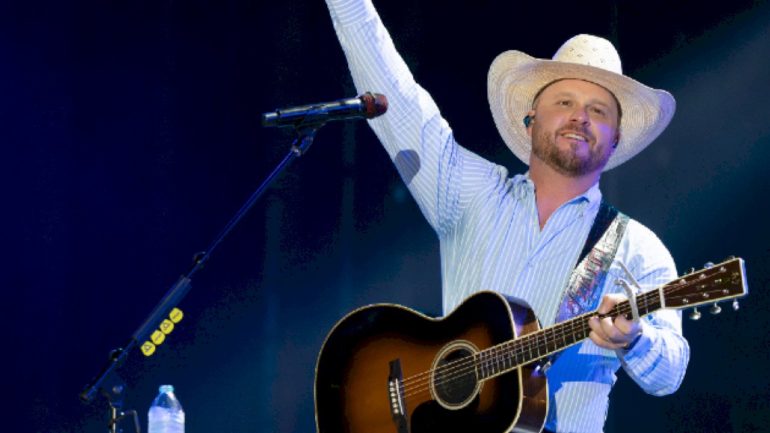 cody-johnson-clinches-first-cma-nom-for-entertainer-of-the-year