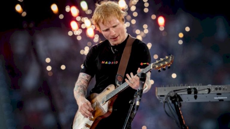 ed-sheeran-thanks-wife,-kids-&-fans-as-mathematics-tour-wraps