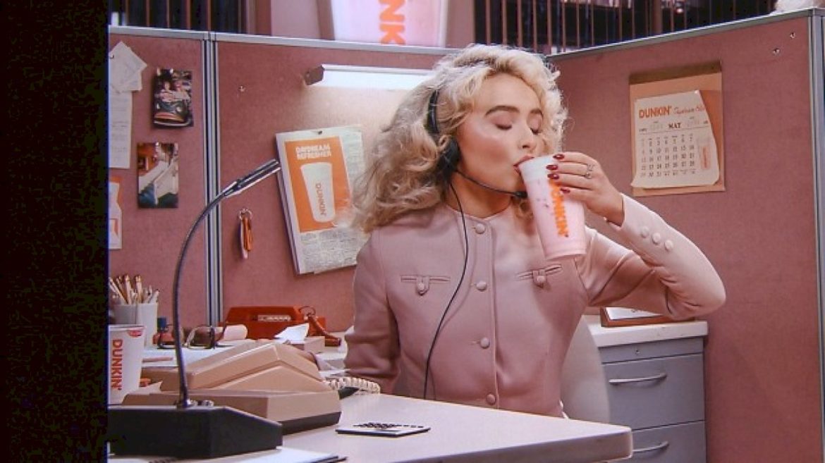 buy-a-sabrina-carpenter-dunkin’-drink,-get-a-free-sabrina-cup