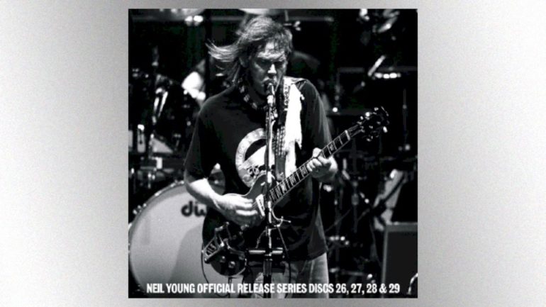 neil-young-announces-albums-for-the-sixth-installment-of-his-‘official-release-series’