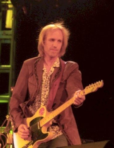 tom-petty-releases-‘wildflowers’-era-rehearsal-performance