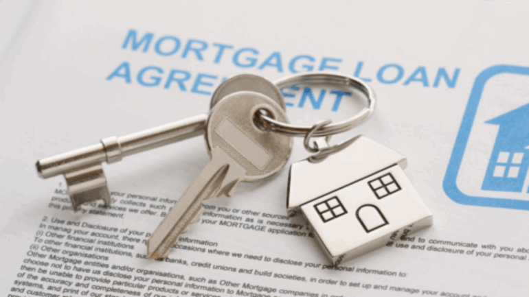 mortgage-rates-are-falling-fast.-is-it-a-good-time-to-buy-a-home?