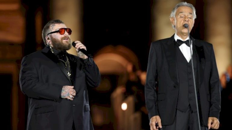 watch-teddy-swims-sing-with-andrea-bocelli-at-the-vatican