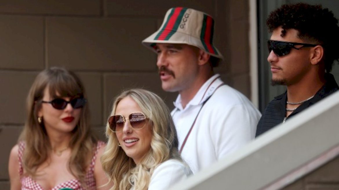 taylor-swift-steps-out-in-plaid-to-mark-patrick-mahomes’-30th-birthday