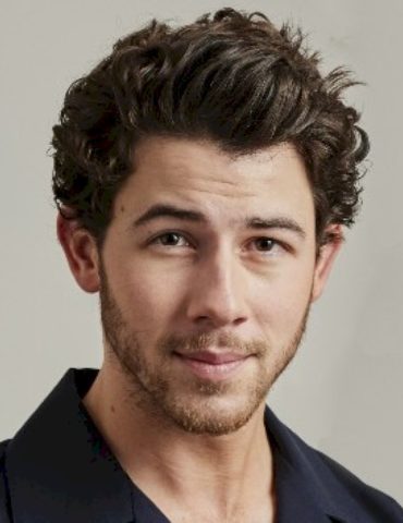 for-the-third-time,-nick-jonas-celebrates-his-birthday-on-the-‘camp-rock’-set