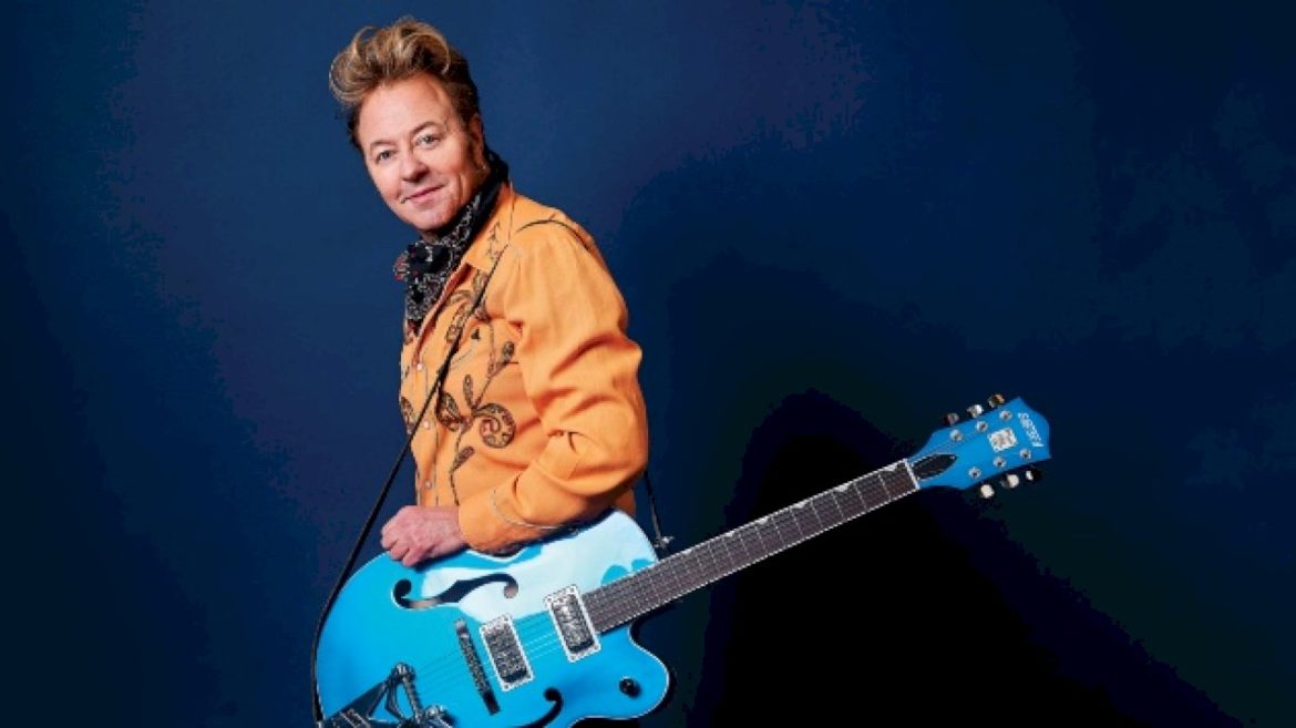 the-stray-cats’-brian-setzer-selling-guitars-&-more
