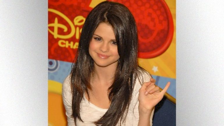 selena-gomez-throws-it-all-the-way-back-to-‘barney’-with-new-merch-collection