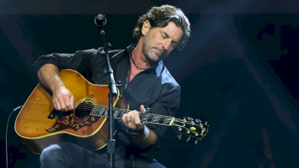 songwriter-brett-james-among-3-killed-in-small-plane-crash-in-north-carolina