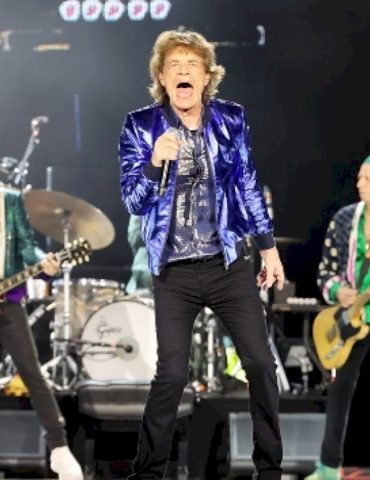 producer-andrew-watt-confirms-the-rolling-stones-are-working-on-a-new-album