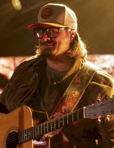 ‘favorite-country-song’-is-hardy’s-love-letter-to-philadelphia,-mississippi