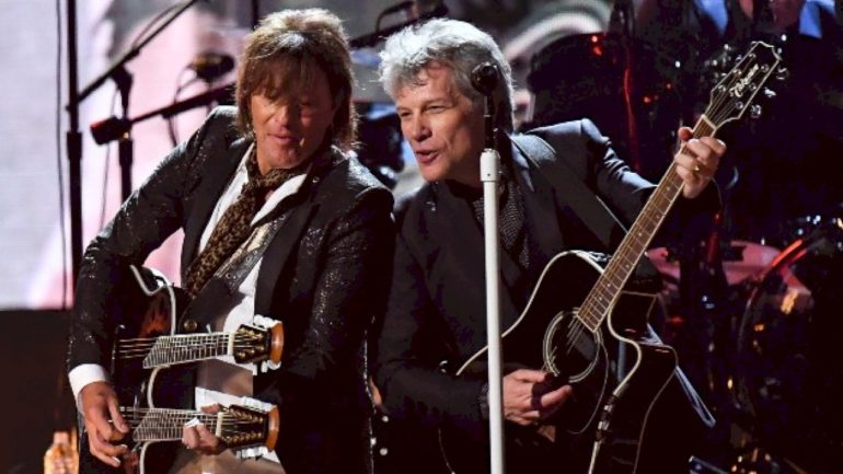 jon-bon-jovi-says-it-took-richie-sambora-‘years’-to-apologize-for-‘walking-out’-on-the-band