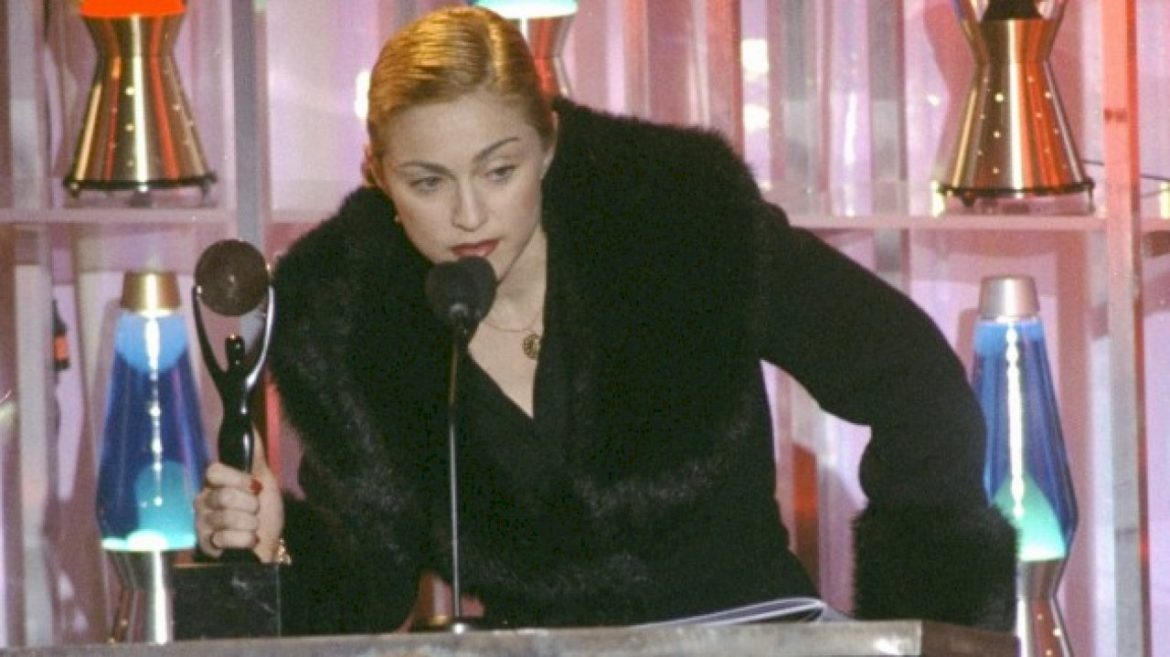 why-madonna-‘almost-started-crying’-at-the-sight-of-a-museum-exhibit